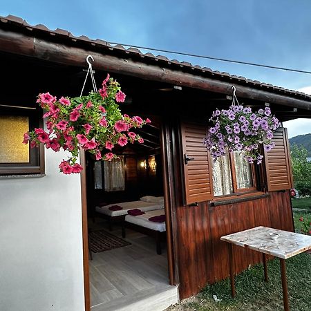 Guest House Gorani Berat Exterior foto