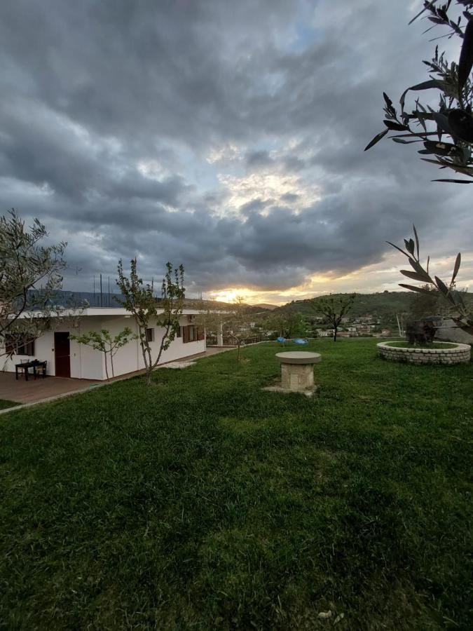 Guest House Gorani Berat Exterior foto